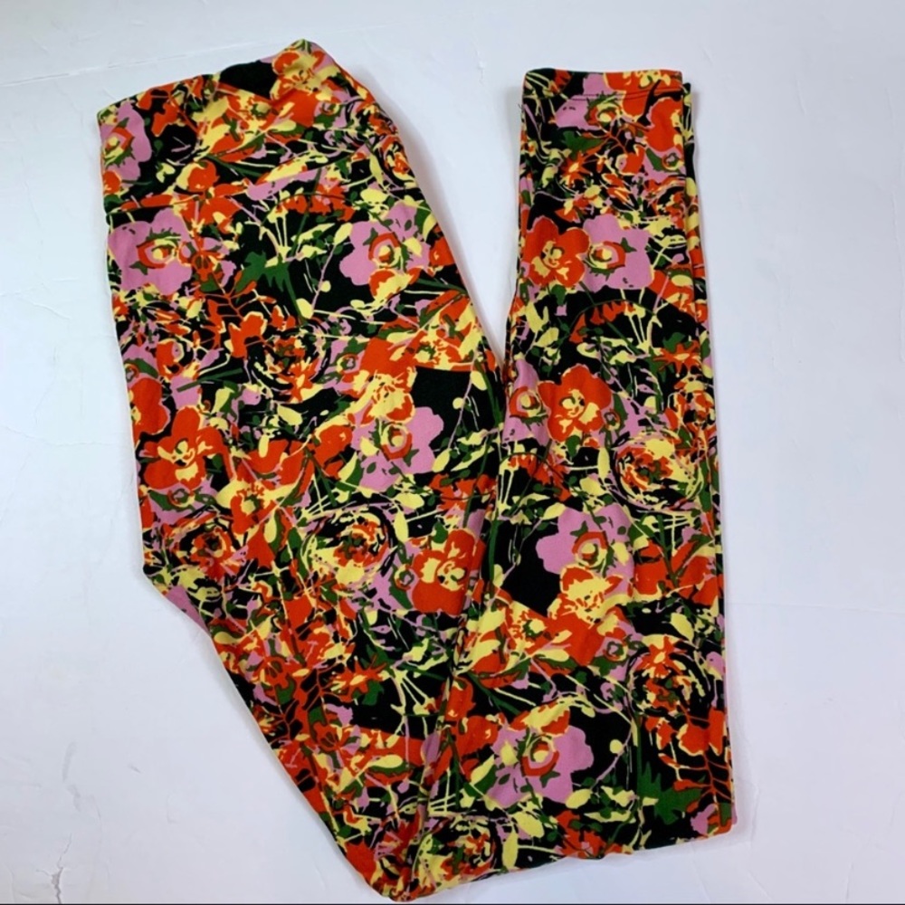 LuLaRoe One Size Leggings | Black & Pink Pattern | Yoga Waistband | NWOT